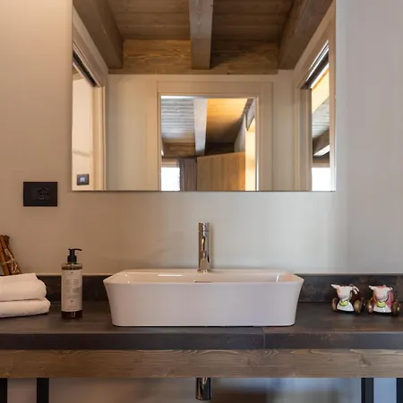 Lillaz - 아파트 코네